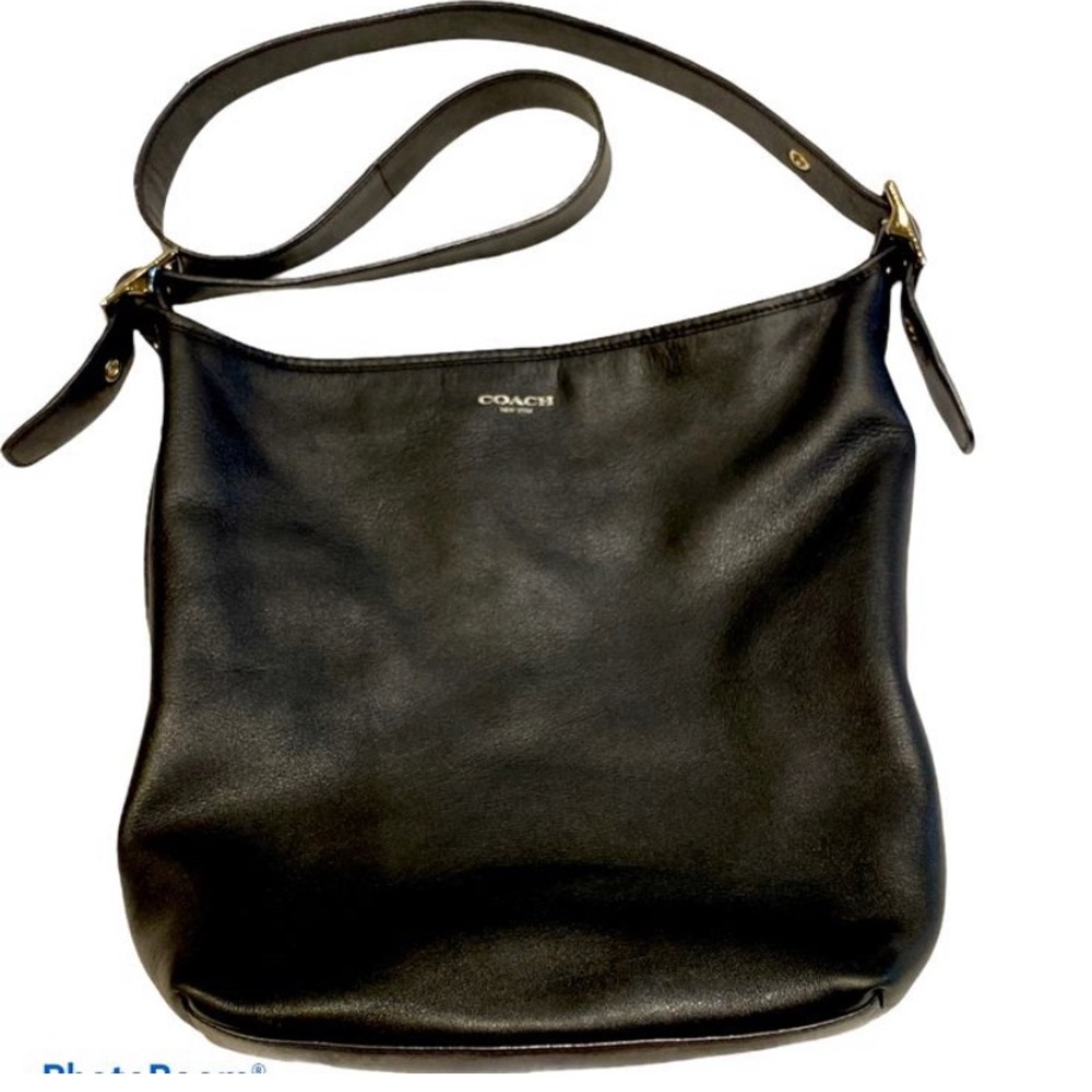 Authentic Coach Val crossbody bag